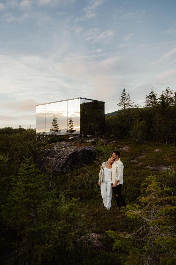 Wonderinn Arctic Utstrand エクステリア 写真