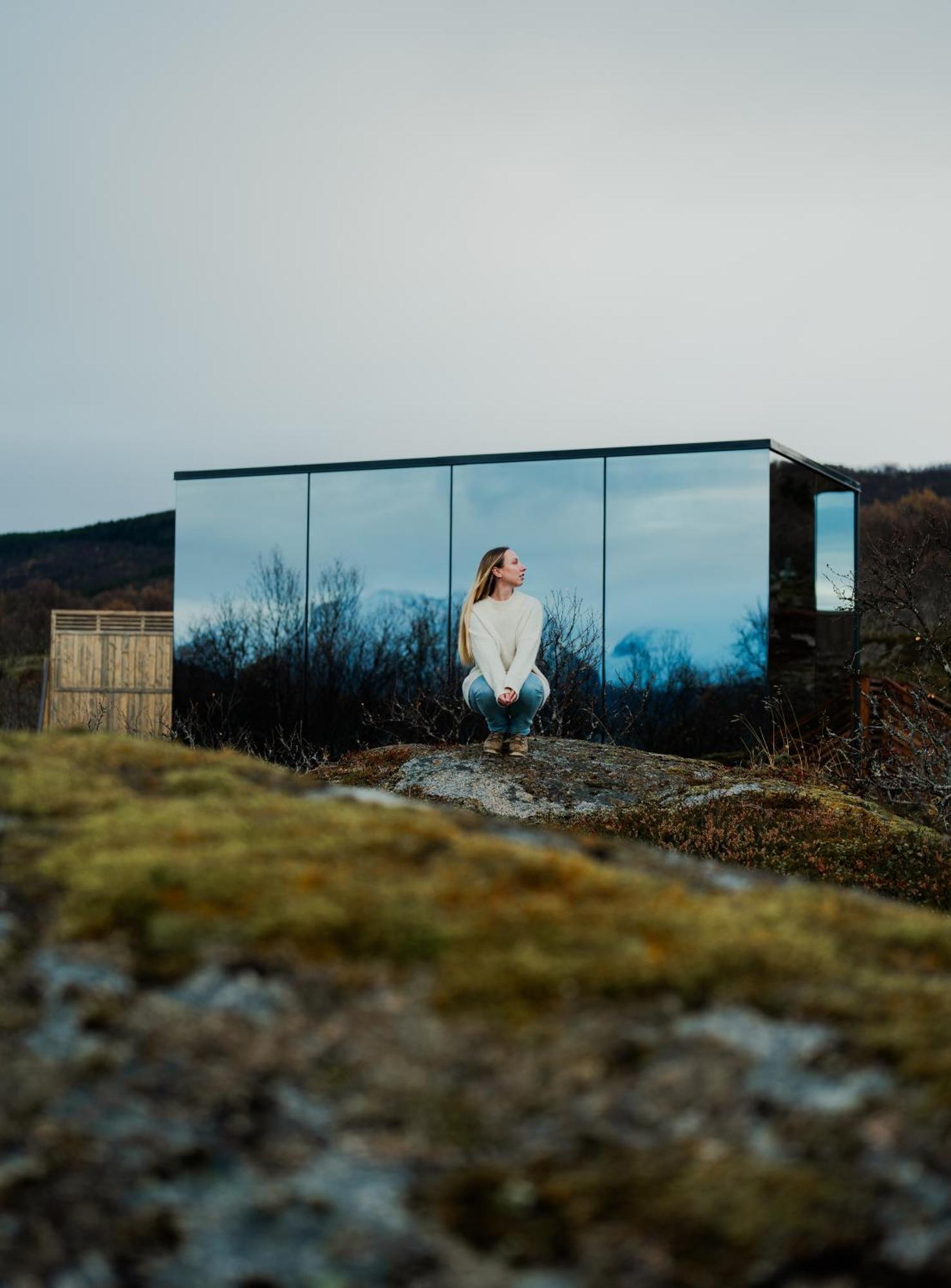 Wonderinn Arctic Utstrand エクステリア 写真